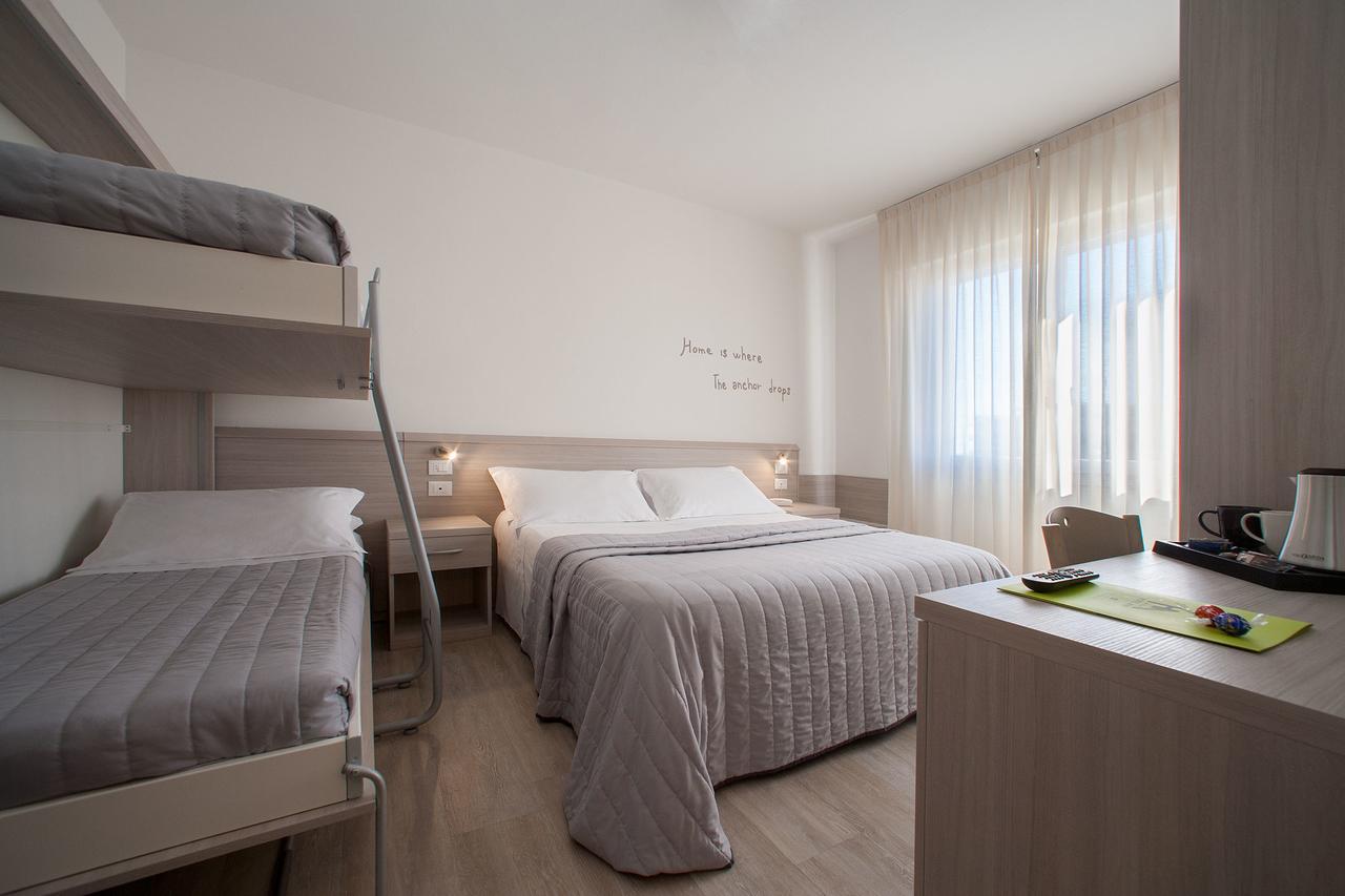 Hotel Anny Lido di Jesolo Exterior photo